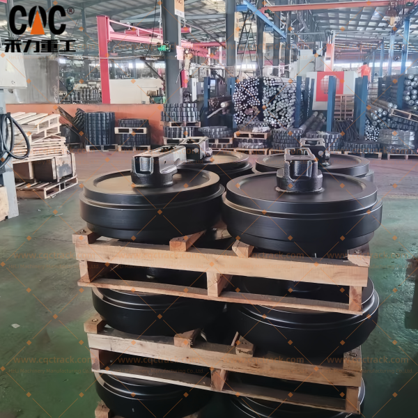 CLG922 Track Idler 14C0234